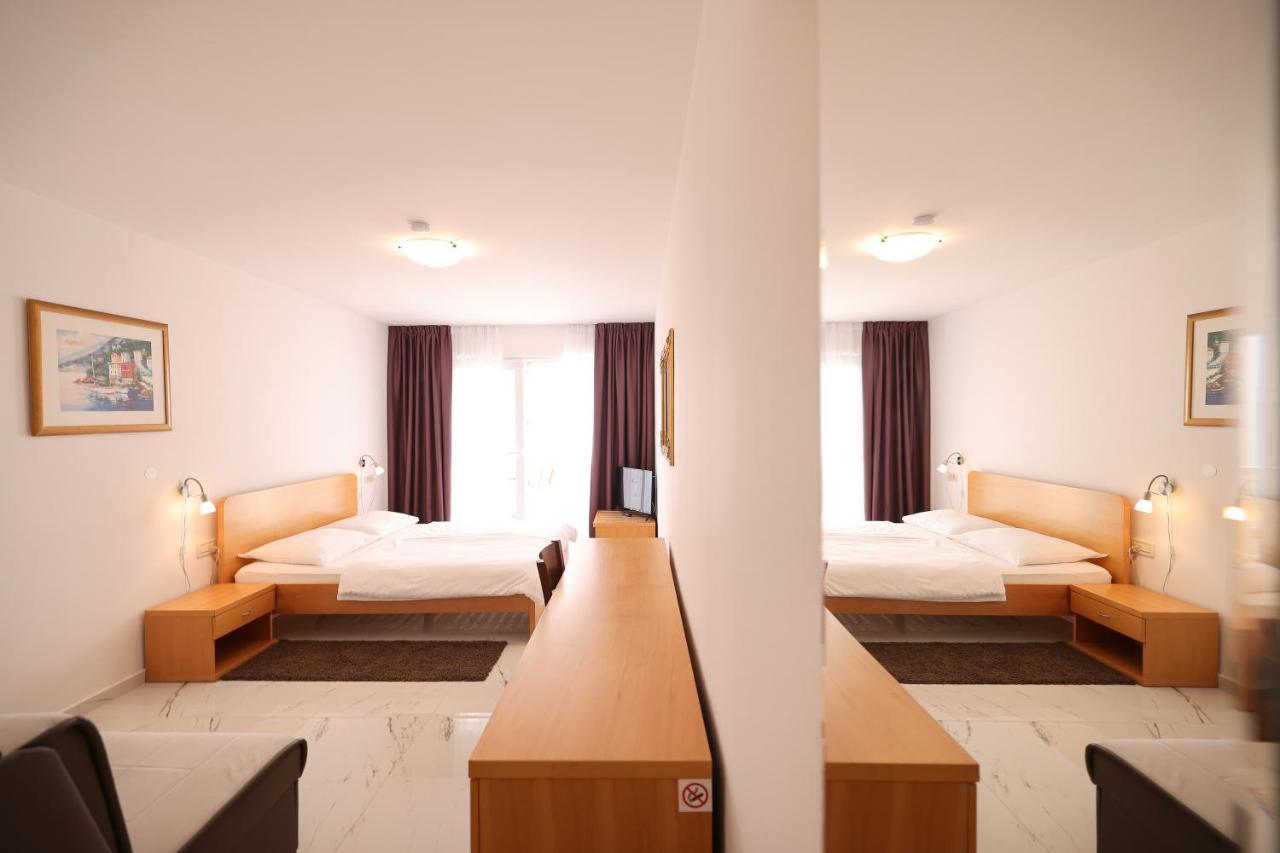 Depadansa Hotel Lucija*** Posedarje Zewnętrze zdjęcie