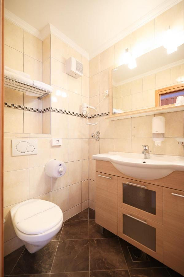 Depadansa Hotel Lucija*** Posedarje Zewnętrze zdjęcie